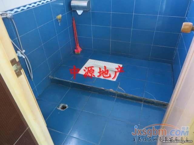 上高和平路4樓，家具家電全配很多是新的，有地下室！