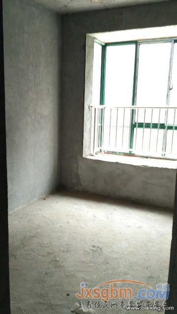 榮盛華府 3室2廳2衛 毛坯房