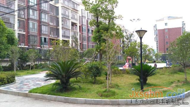 榮盛華府 3室2廳2衛 毛坯房