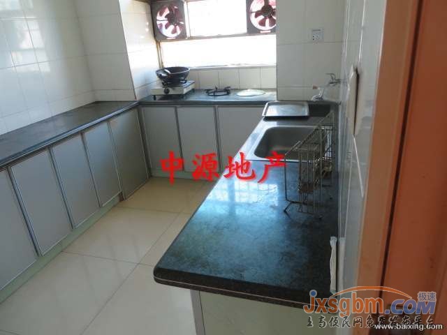 上高和平路4樓，家具家電全配很多是新的，有地下室！