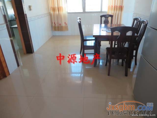 上高和平路4樓，家具家電全配很多是新的，有地下室！