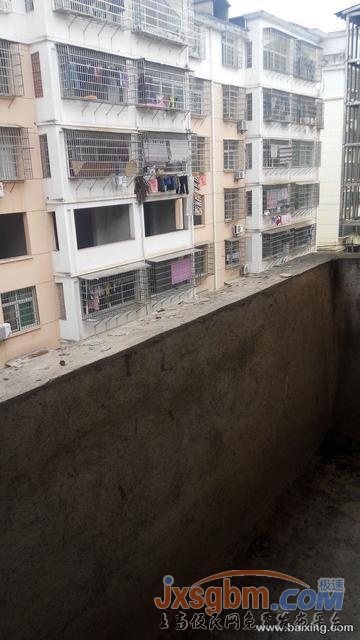 億景花園 3室2廳1衛 毛坯房