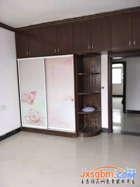 上高共大附近5樓普裝三房證件全可按揭近鏡山小學