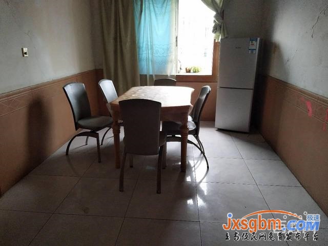 上高鏡山商城普裝三房家具家電全配(兩空調兩床)