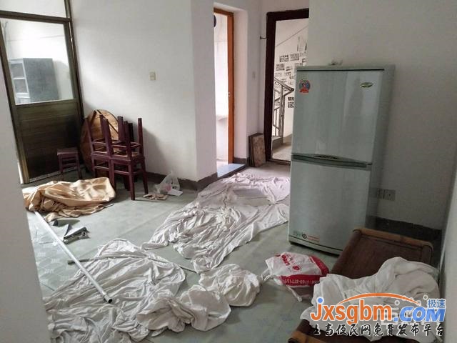 上高惠興花苑4樓兩室配有部分家具家電好停車