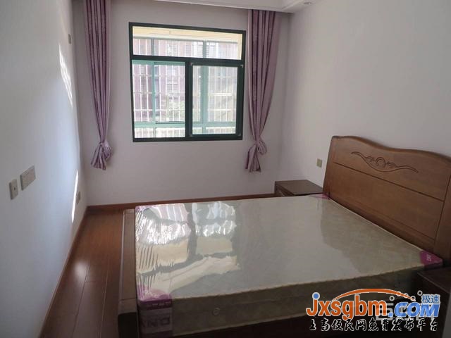 上高新城小區電梯三房精裝家私全配(四空調三床)