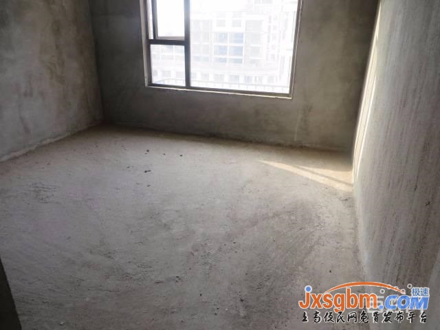 上高濱江一號毛坯三房帶車庫83萬三證滿2年可按揭