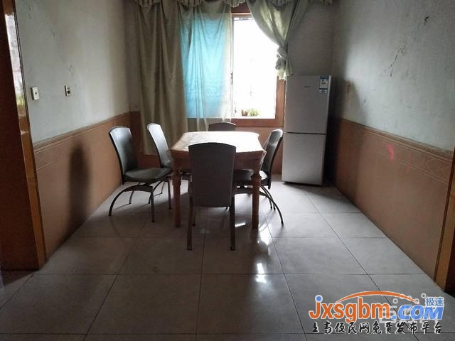 上高鏡山商城普裝三房家具家電全配(兩空調兩床)