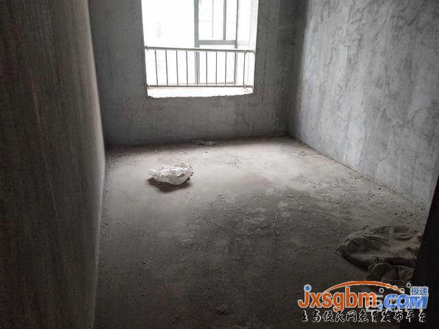 上高濱江一號毛坯三房有贈送好樓層讀六中三證滿2年