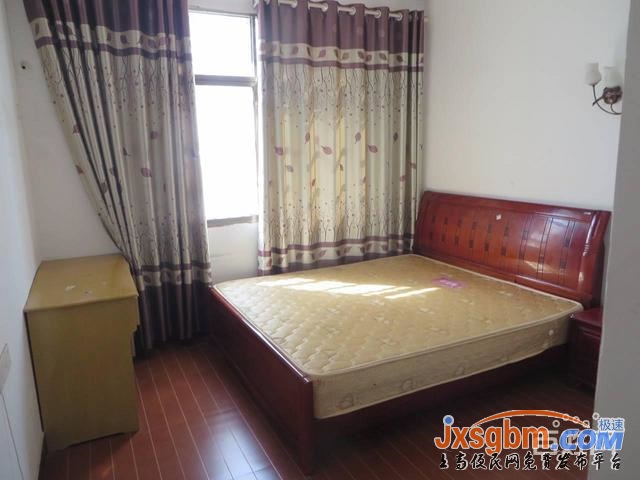 上高商城南路2樓四室家具家電全配(三空調三床好停車