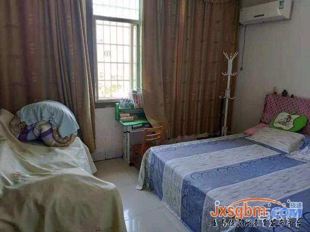 上高敖陽北路裝修三房無暗間地下室8平有證讀書近按揭