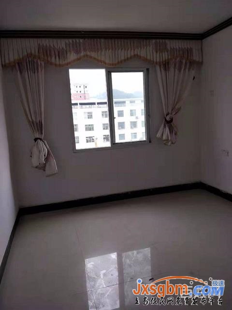 上高共大附近5樓普裝三房證件全可按揭近鏡山小學