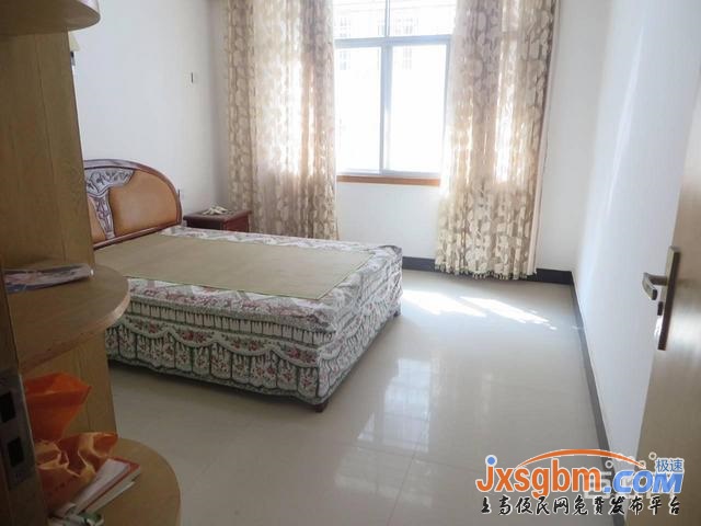 上高錦豐路普裝5樓三室除空調電視外都有帶地下室好停車