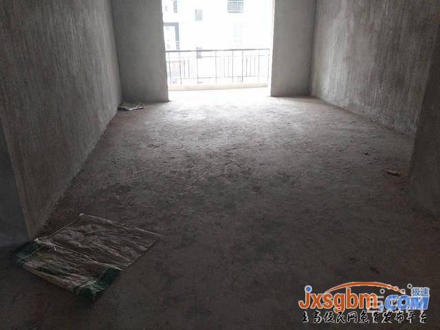 上高濱江一號5樓毛坯三房有贈送可改四房帶車庫急賣