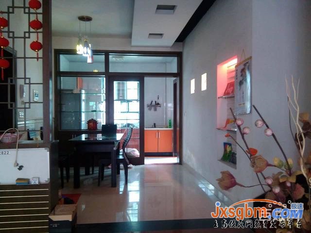 上高正陽小區4樓裝修三房產權車庫19平地段好讀書近