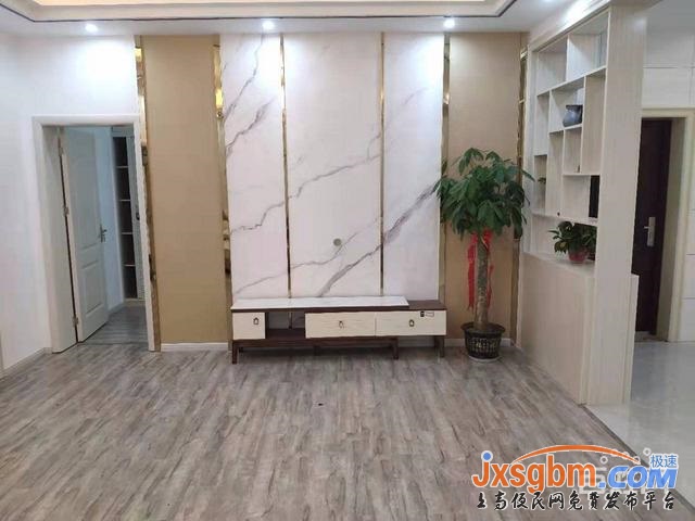 上高學園路三樓三房新裝修送新家具讀書近證件齊全可按揭