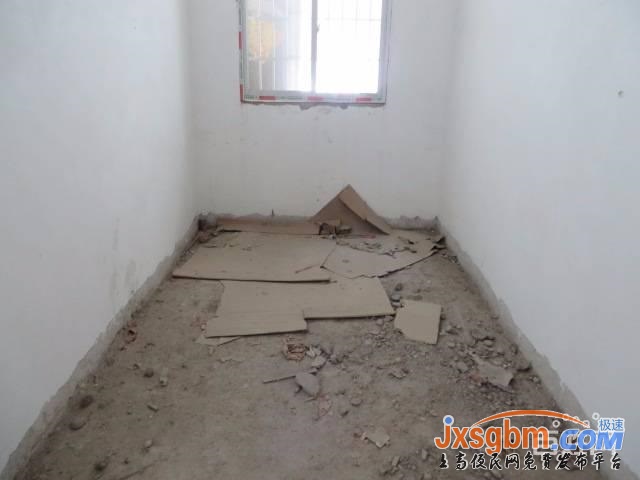 上高蘭家大道155平毛坯大戶地下室很大證件全可按揭