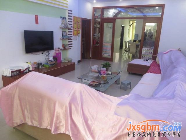 上高步行街4樓清爽裝修三房帶地下室送家私三證可按揭