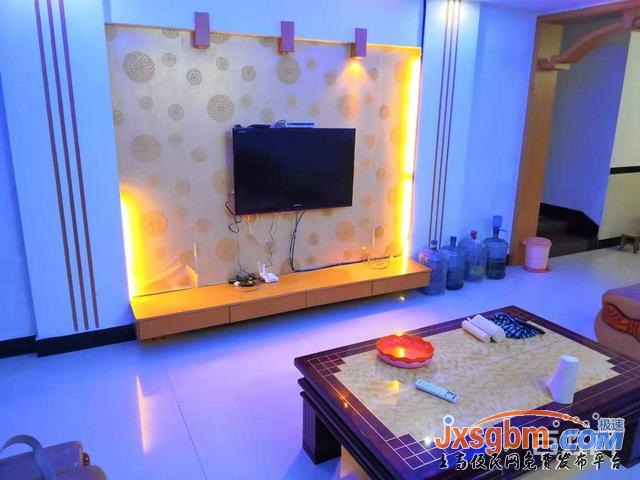 上高國際文苑二樓三室家具家電全配(三空調三床)帶車庫