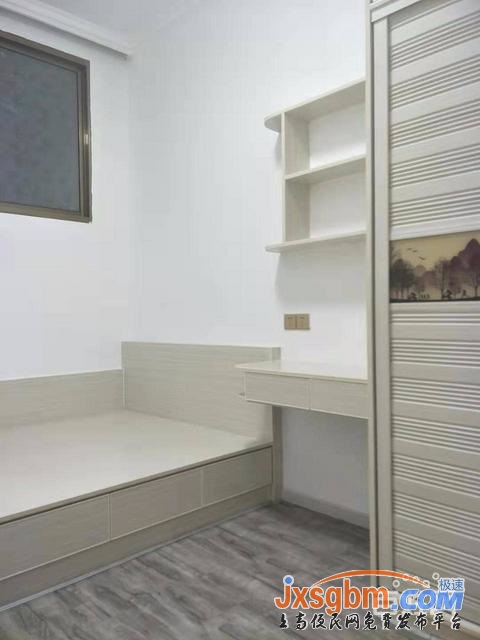 上高四中附近2樓四房新裝修未入住送全新家具讀書買菜近