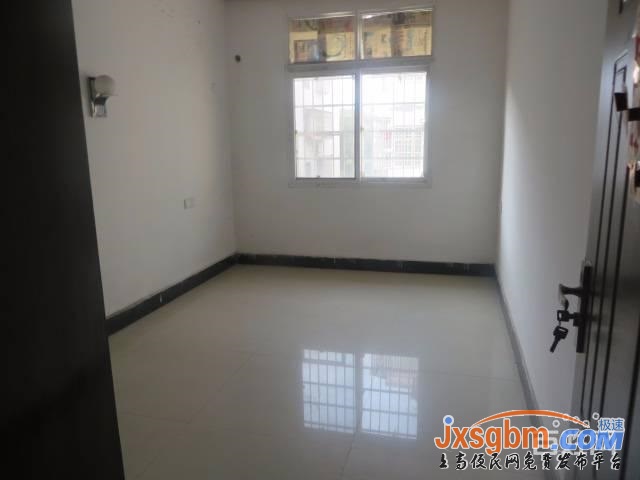 上高共大附近5樓普裝三房證件全可按揭近鏡山小學