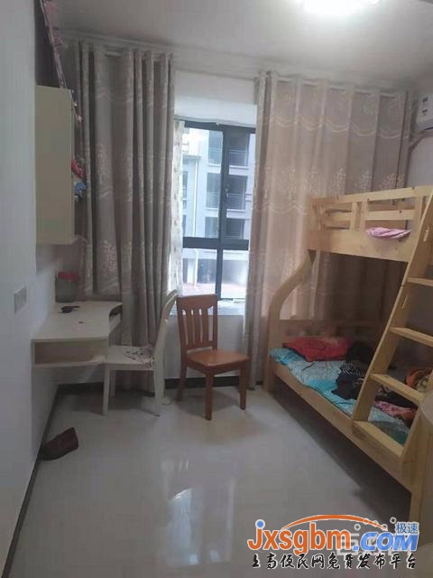 上高金領國際精裝22萬花園七十平證件已出地下室十平