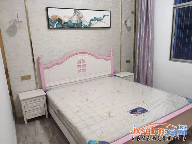 上高學園路三樓三房新裝修送新家具讀書近證件齊全可按揭