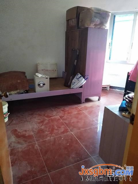 上高鏡山商城普裝三房家具家電全配(兩空調兩床)