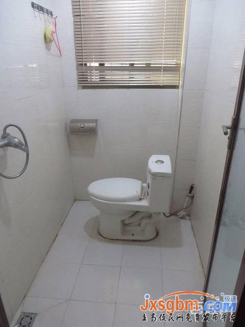 上高商城南路2樓四室家具家電全配(三空調三床好停車