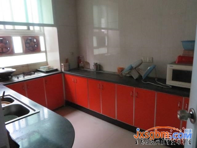 上高段家新苑4樓屋內清爽家具家電全配(兩空調三床好停車