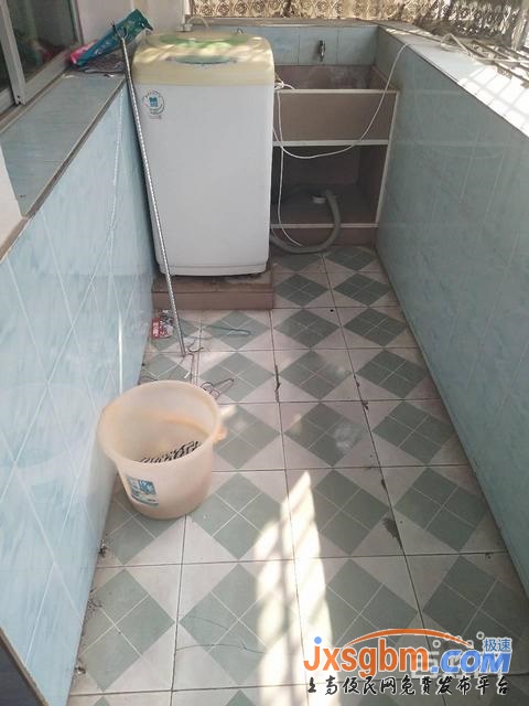 上高紅太陽對面普裝三房家具家電全配好停車近四中