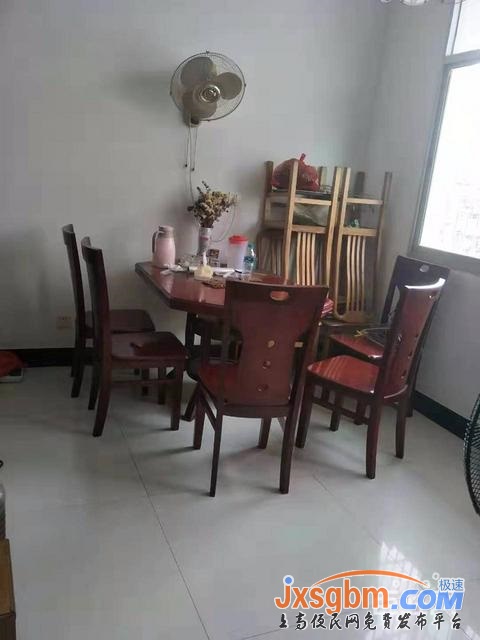 上高逸夫小學附近三房家具家電全配(兩空調三床用燃氣