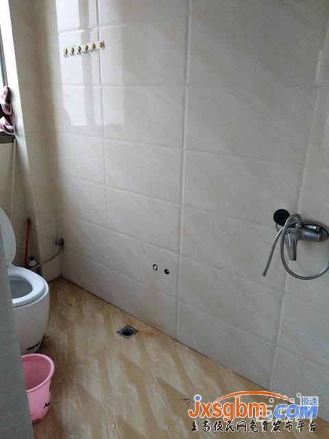 上高交通路5樓三室兩衛家私全配(兩空調)近朗潤四中