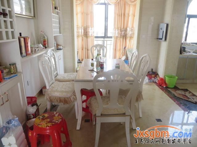 上高鏡山國際復式樓下精裝修樓上毛坯帶露臺三證讀書近