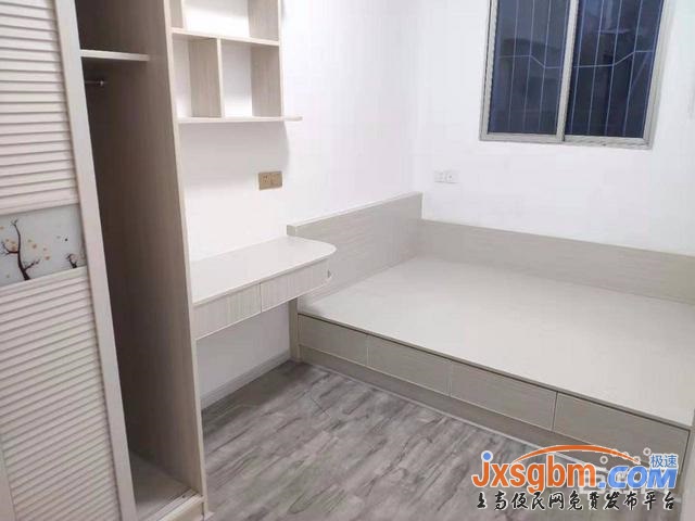 上高學園路三樓三房新裝修送新家具讀書近證件齊全可按揭