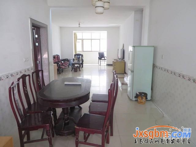 上高商城南路2樓四室家具家電全配(三空調三床好停車