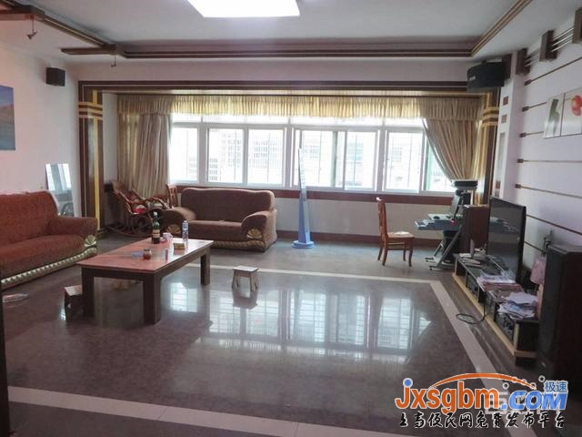 上高錦園小區普裝2樓三房帶車庫36平證件齊全可按揭