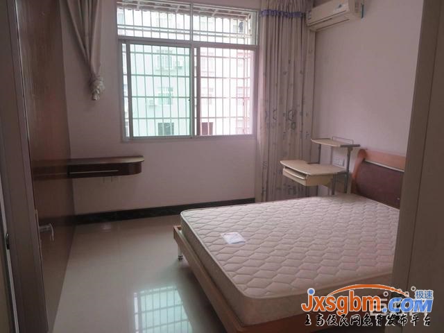 上高銀海超市旁4樓三室家私全配(兩空調兩床)帶柴棚用燃氣