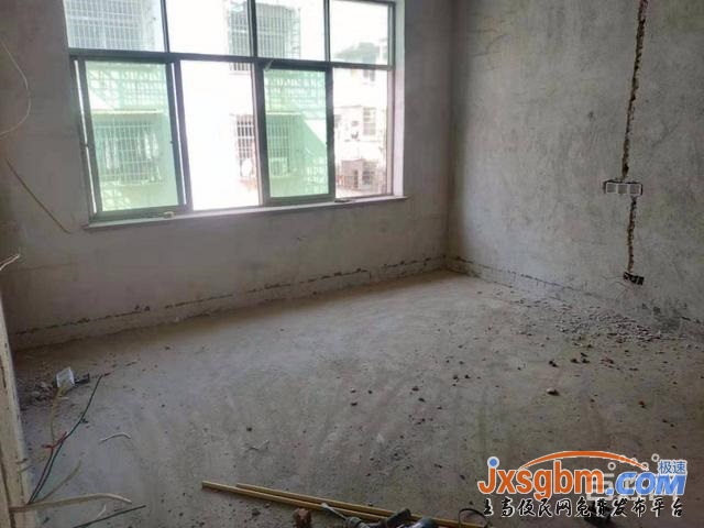 上高逸夫小學對面半裝修三房158平無證20萬讀書近