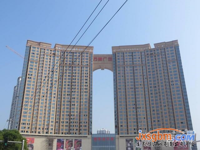 上高街心萬象廣場電梯兩房精裝修家具家電全配帶車位