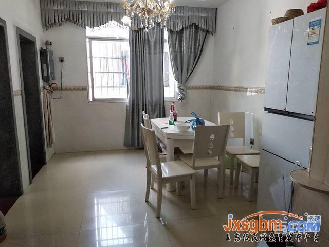 上高朗潤超市對面4樓三房家具家電全配用天燃氣