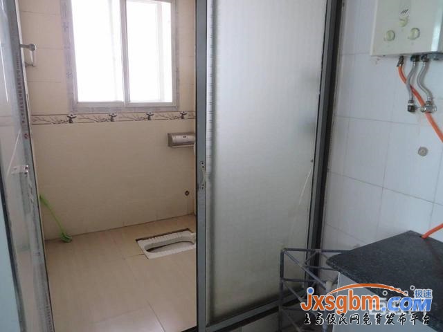 上高錦園小區三樓三房朝南無暗間產權車庫20證件全可按揭