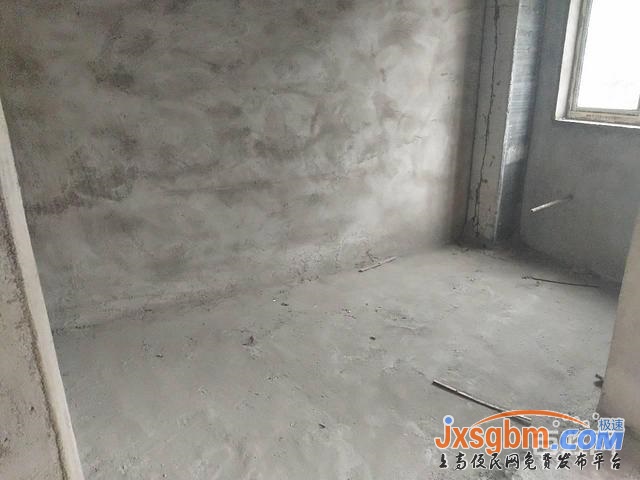 上高帝景豪庭三樓普裝毛坯三房地面車庫26平三證按揭