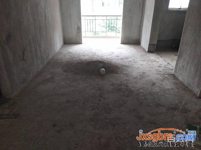 上高濱江一號5樓毛坯三房有贈送可改四房帶車庫急賣