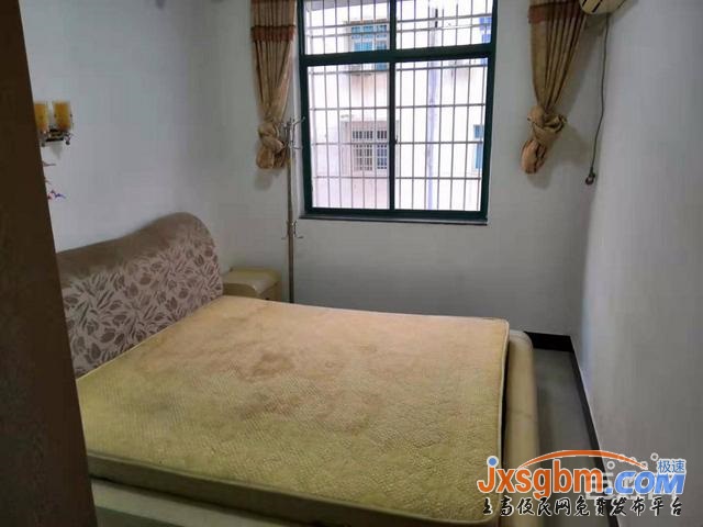 上高國際文苑二樓三室家具家電全配(三空調三床)帶車庫