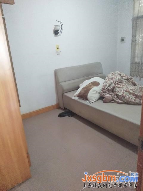 上高紅太陽對面普裝三房家具家電全配好停車近四中