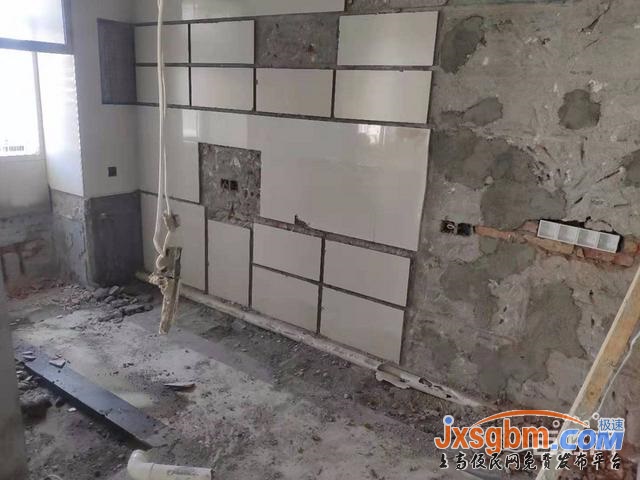 上高逸夫小學對面半裝修三房158平無證20萬讀書近