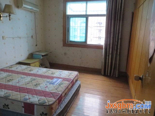 上高和平路5樓普裝三房家具家電全配好停車6千一年