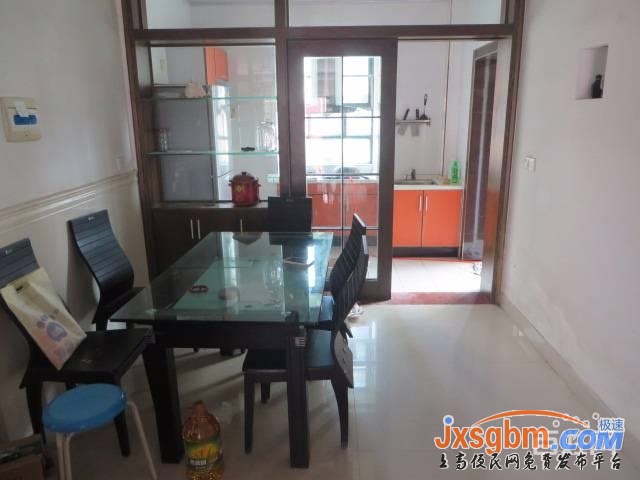 上高正陽小區4樓裝修三房產權車庫19平地段好讀書近