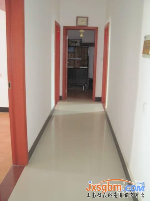 上高段家新苑4樓屋內清爽家具家電全配(兩空調三床好停車